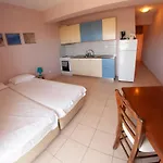 Ithaki Holidays Apartamento *