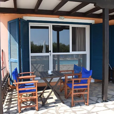 Ithaki Holidays Apartamento *