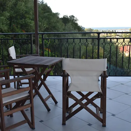 Ithaki Holidays Frínion